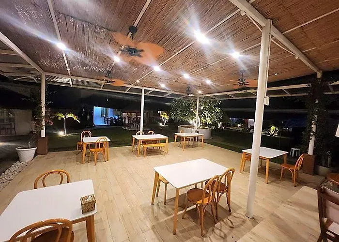 Inn Beyond Island Moalboal